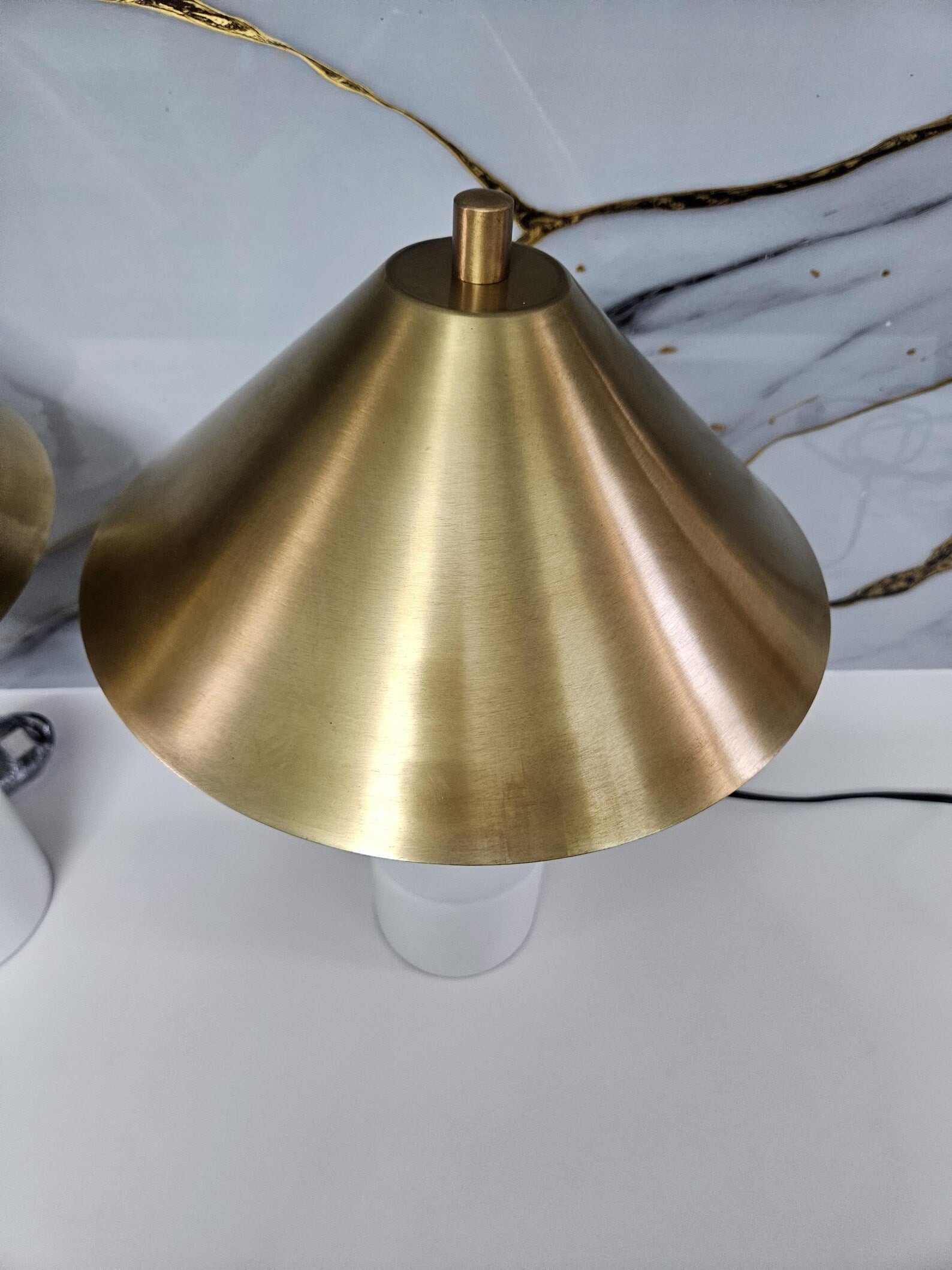 Bespoke Stilnovo Curved Linear Light: Mid-Century Brass Pendant, Italian Art for Home Gifting